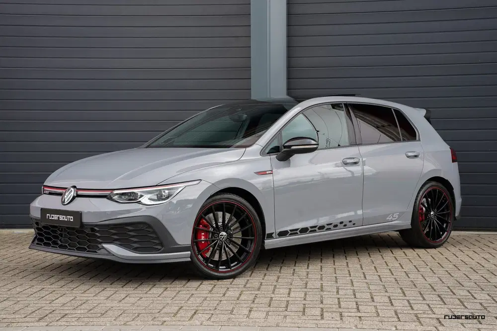 Volkswagen Golf 8 GTI Clubsport 45 Jahre uit 2022, foto 3