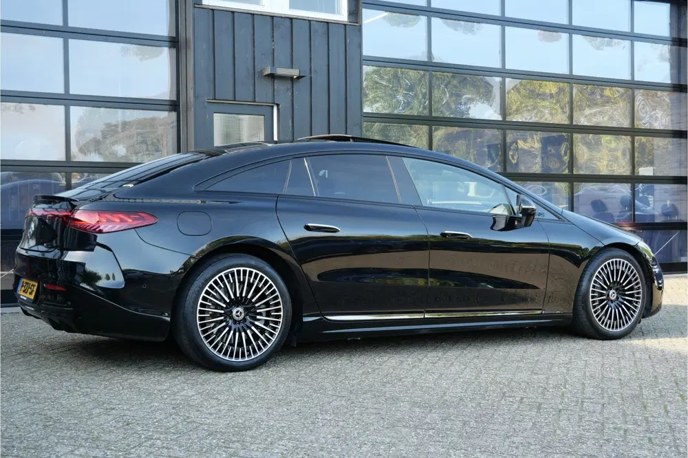 Mercedes-Benz EQS 450+ AMG Line 108 kWh uit 2022, foto 3