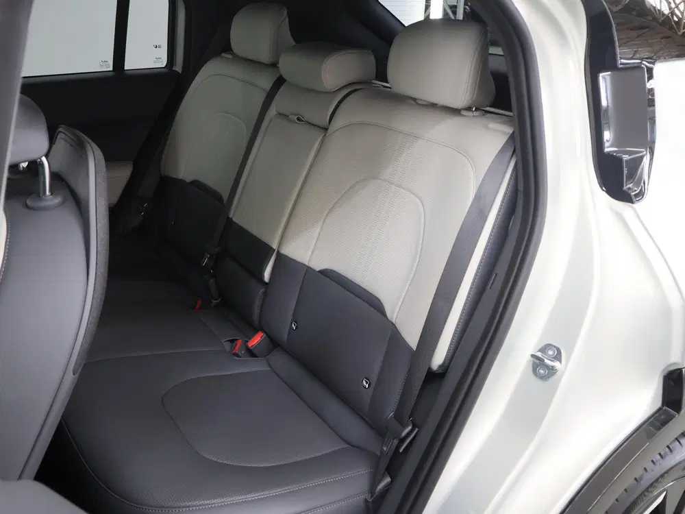 Kia EV3 GT-PlusLine 81.4 kWh uit 2025, foto 12