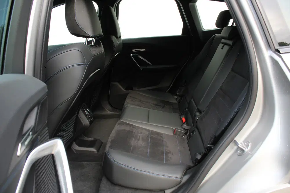 BMW iX1 xDrive30 M Sport uit 2024, foto 12