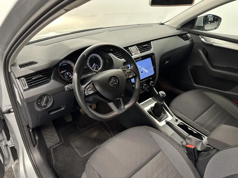 Skoda Octavia 1.0 TSI Greentech Style Business NAVI CARP uit 2019, foto 14