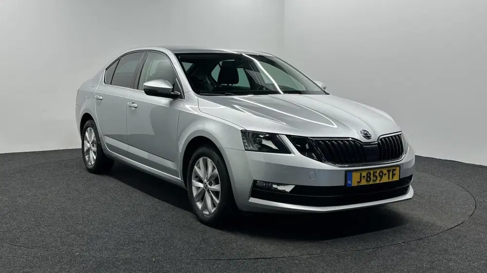 Skoda Octavia 1.0 TSI Greentech Style Business NAVI CARP uit 2019, foto 3