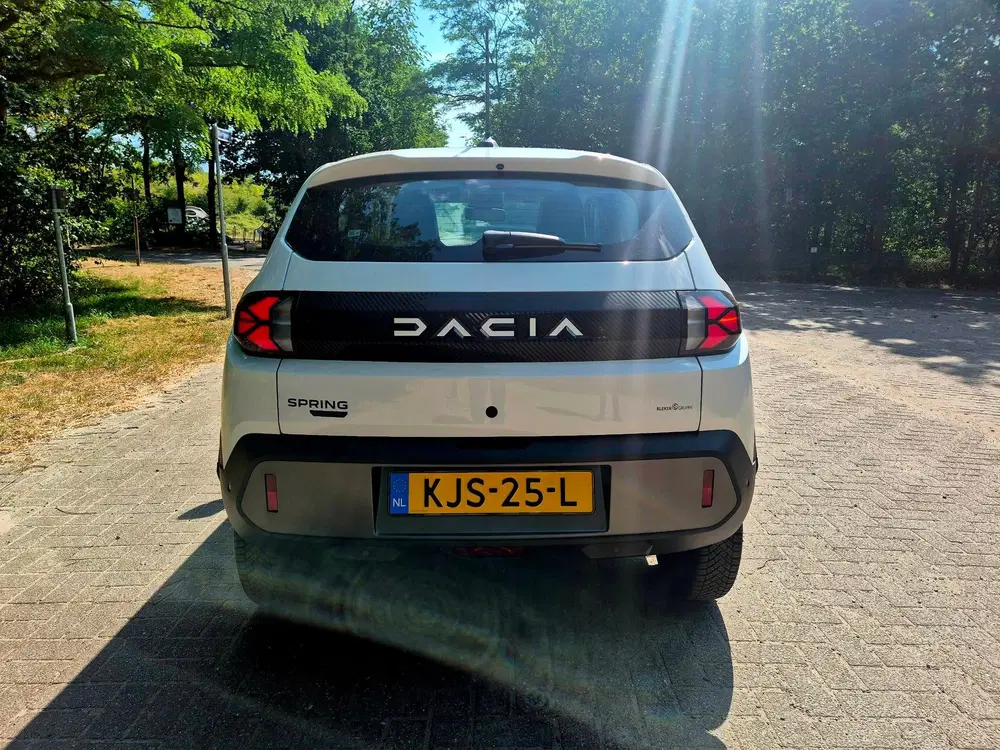Dacia Spring Expression 45 26.8 kWh uit 2025, foto 3