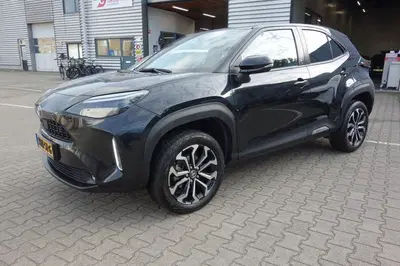 Toyota Yaris Cross 1.5 HYBRID DYNAMIC uit 2023