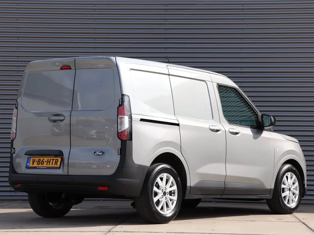 Ford Transit Courier 1.0 EcoBoost Limited Automaat *Navigati uit 2024, foto 2
