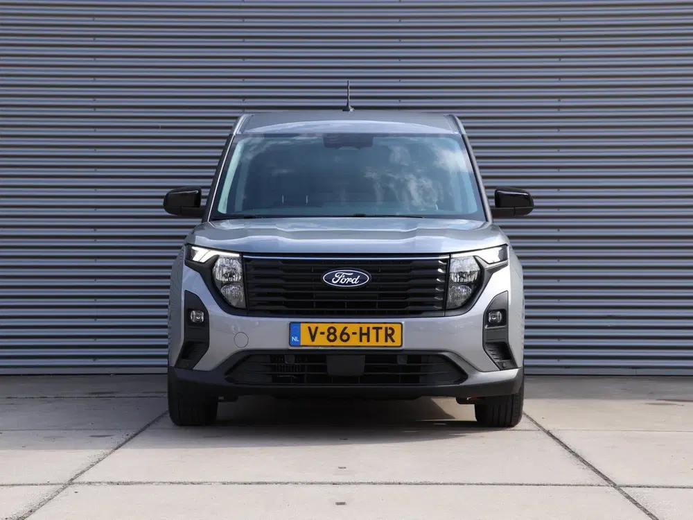 Ford Transit Courier 1.0 EcoBoost Limited Automaat *Navigati uit 2024, foto 9