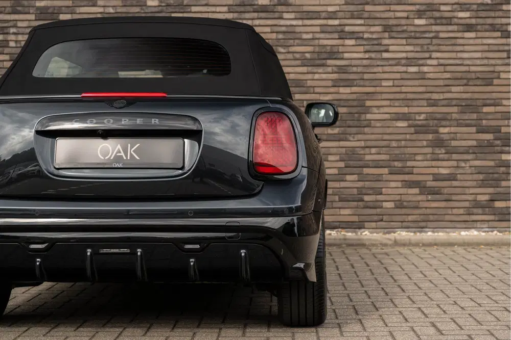 Mini Cabrio 2.0 Cooper C John Cooper Works XL uit 2025, foto 10