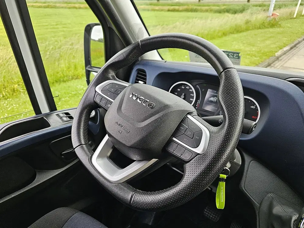 Iveco Daily 35C18 ac automaat euro6 uit 2022, foto 10