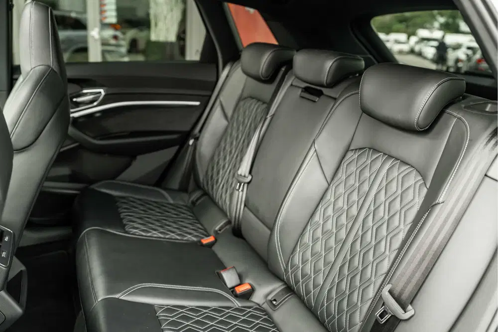 Audi e-tron S Quattro 95 kWh 503PK uit 2021, foto 14