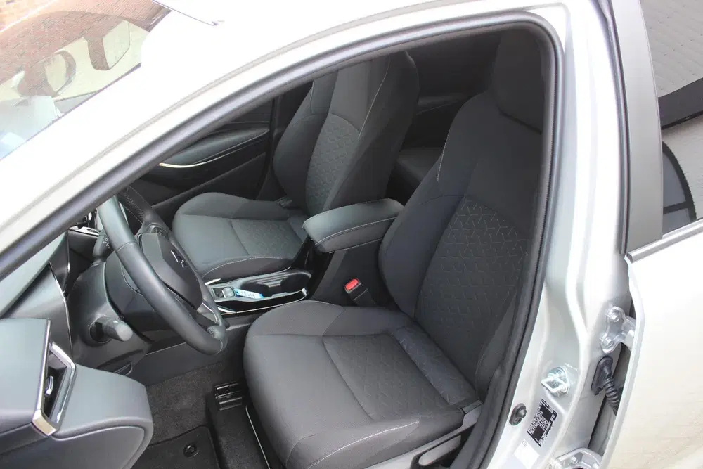 Suzuki Swace 1.8 Hybrid Style Bliss uit 2021, foto 4