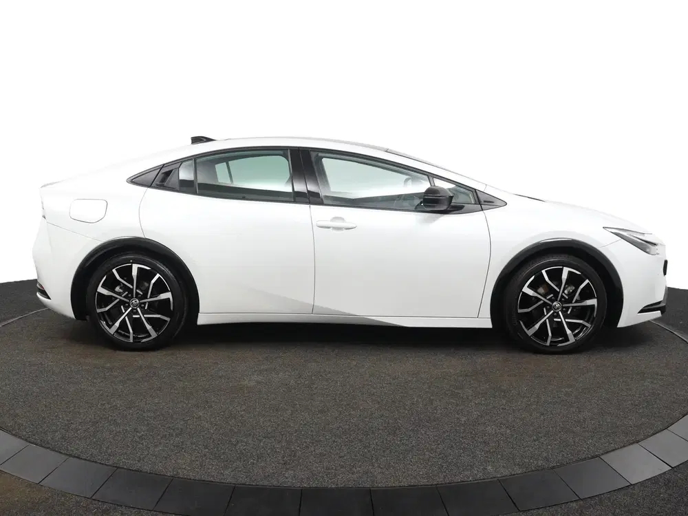 Toyota Prius 2.0 Plug-in Hybrid 220 Executive uit 2023, foto 13