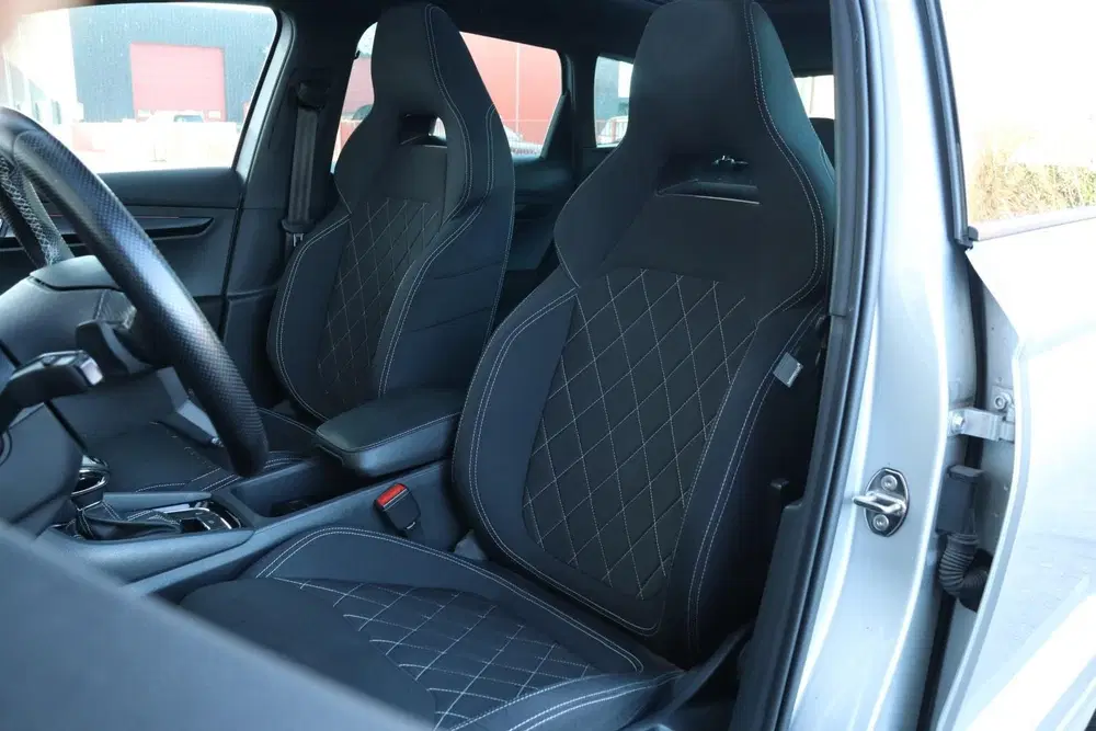 Skoda Karoq 1.5 TSI uit 2019, foto 15