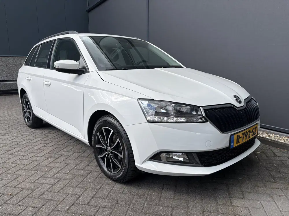 Skoda Fabia 1.0 TSI Ambition Airco uit 2022, foto 3