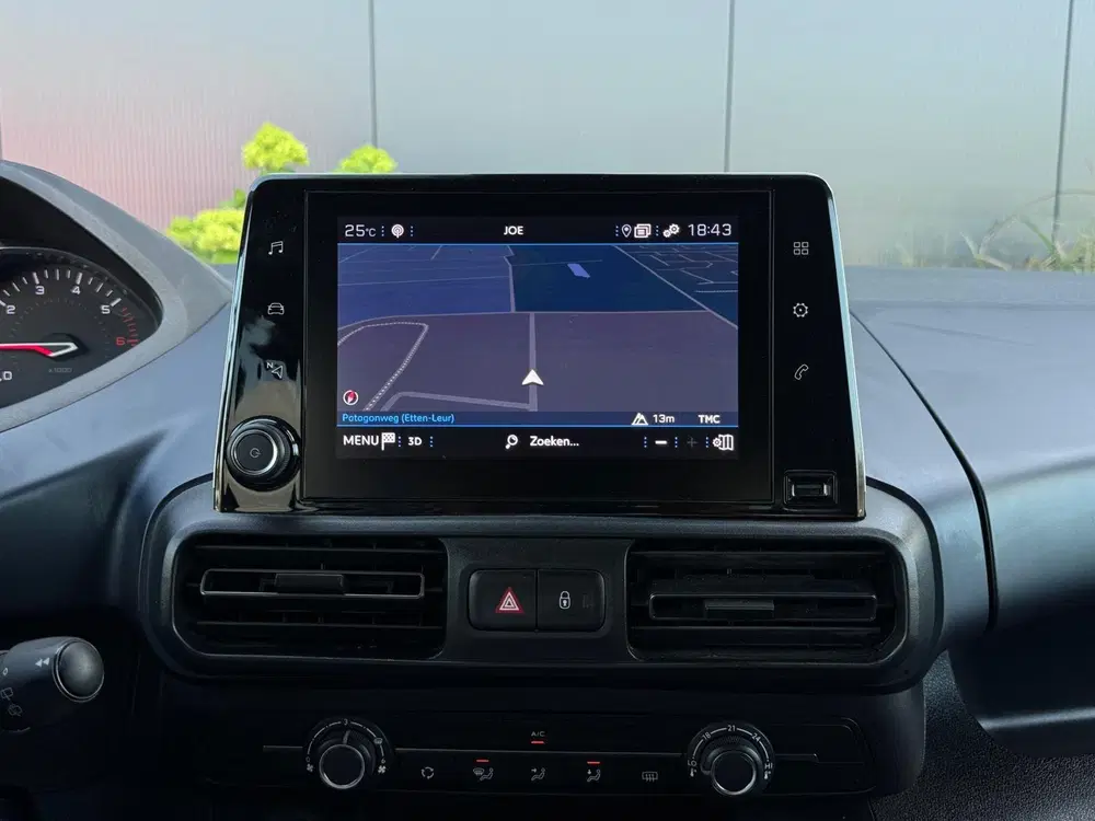Peugeot Rifter 1.2 130pk Allure AUTOMAAT uit 2022, foto 11