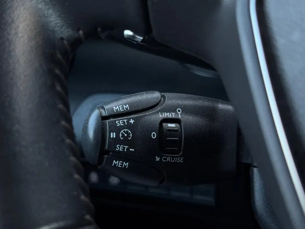 Peugeot Rifter 1.2 130pk Allure AUTOMAAT uit 2022, foto 15