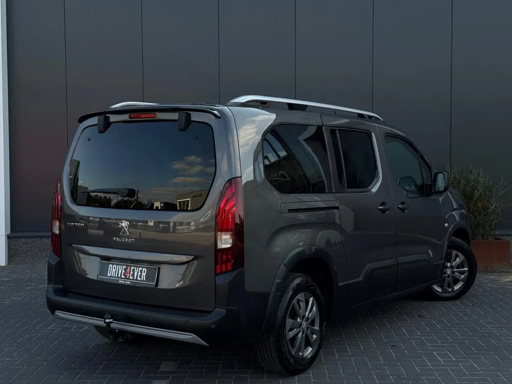 Peugeot Rifter 1.2 130pk Allure AUTOMAAT uit 2022, foto 3