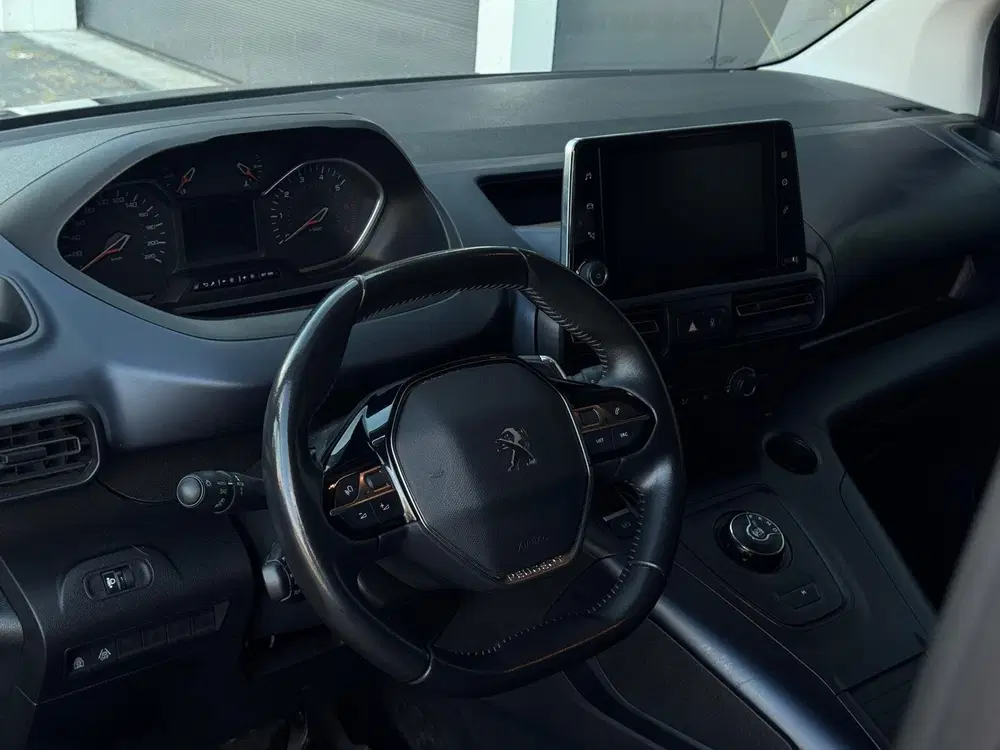 Peugeot Rifter 1.2 130pk Allure AUTOMAAT uit 2022, foto 8