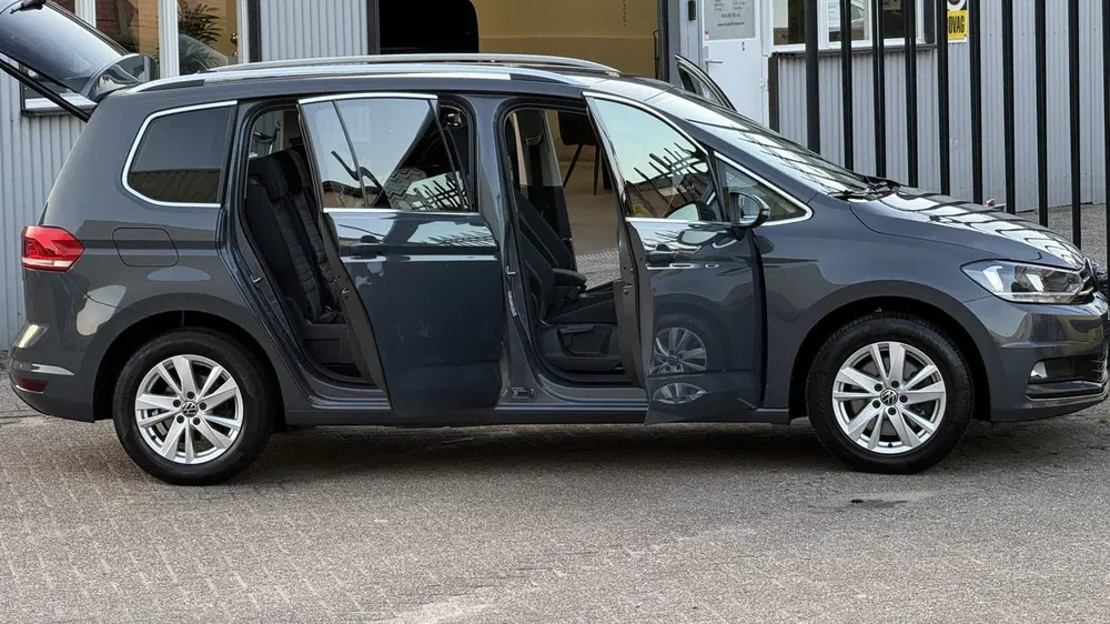 Volkswagen Touran 1.5 TSI Highline 7p (bj 2022 uit 2022, foto 15