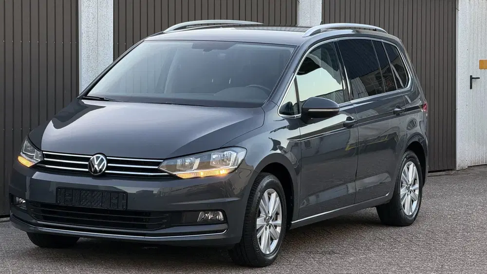 Volkswagen Touran 1.5 TSI Highline 7p (bj 2022 uit 2022, foto 2