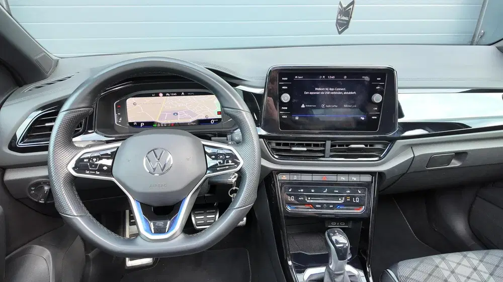 Volkswagen T-Roc 1.5 TSI R-Line 3x R-Line uit 2022, foto 8