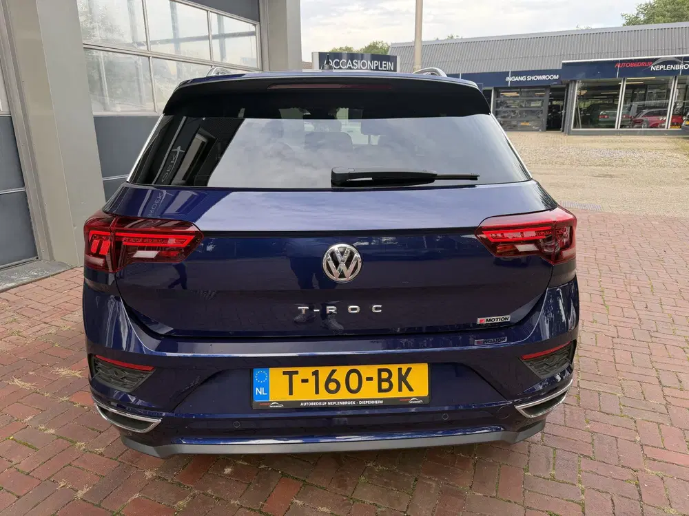 Volkswagen T-Roc 2.0 TSI 4Motion Sport Business R Pano uit 2019, foto 4