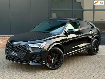 Audi Q3 35 TFSI S-Line 150 pk Blackstyle uit 2024