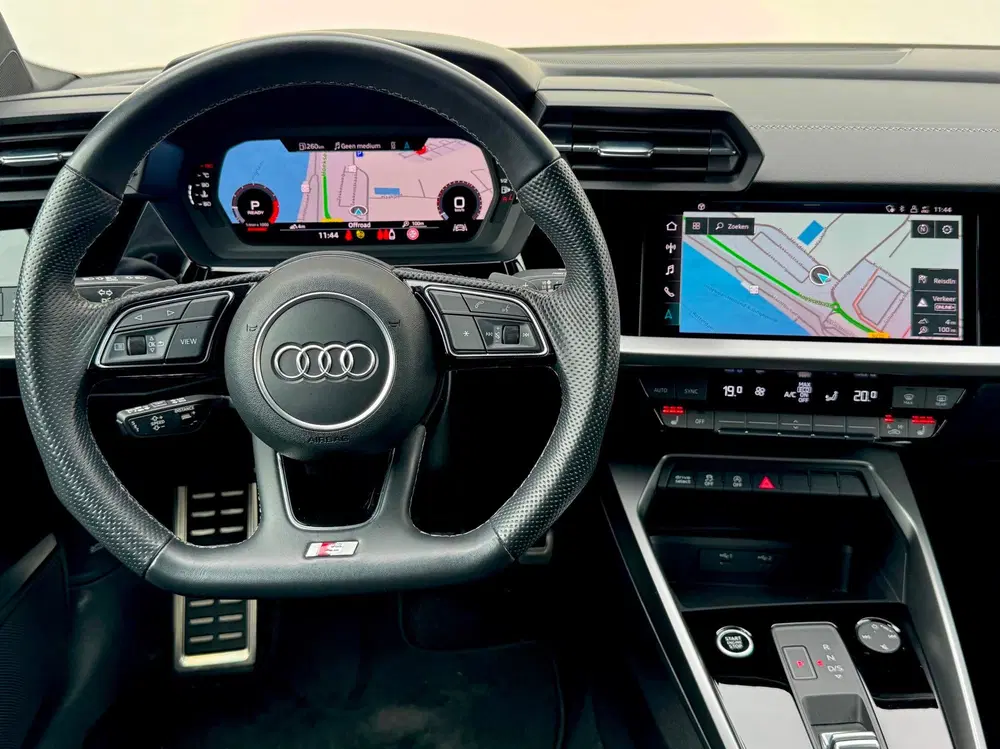Audi A3 35 TFSI S-Line B&O Adapt Cruise Standkache uit 2022, foto 14