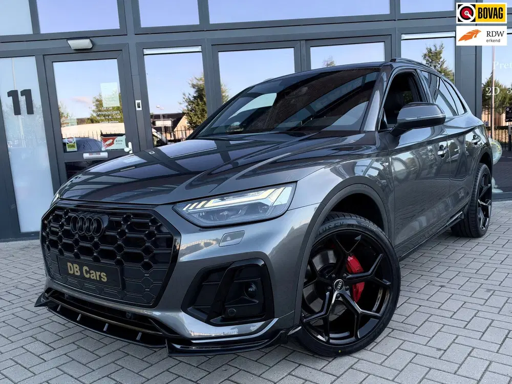 Audi Q5 50 TFSI e 3x S-LineCompetition uit 2024