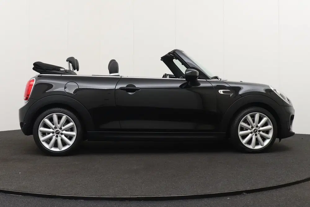 Mini Cabrio 1.5 136 PK Aut. Cooper Facelift Navi Clima uit 2021, foto 6