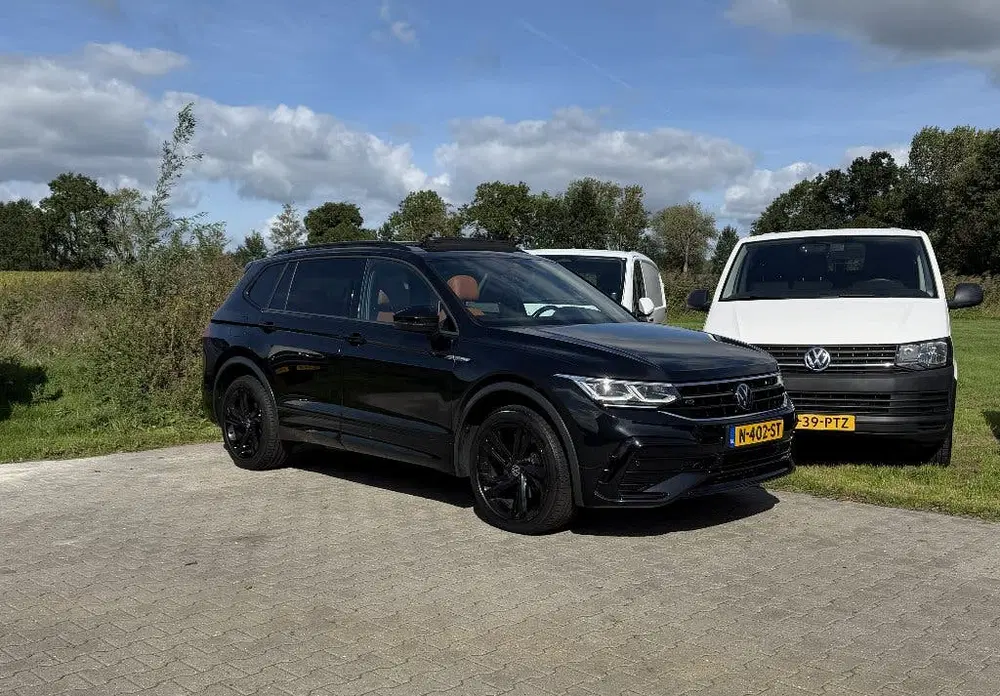 Volkswagen Tiguan Allspace 7P 3X R-line Pano Automaat IQ-Lig uit 2022