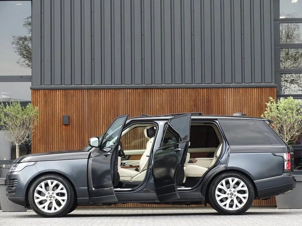 Land Rover Range Rover P400e Vogue 404PK Autobiography uit 2019, foto 6