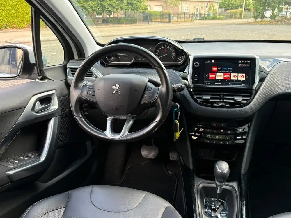 Peugeot 2008 1.2 PureTech Allure Distributie V.V AUTOMA uit 2019, foto 12