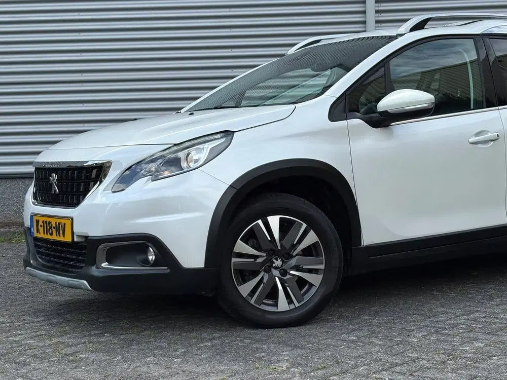Peugeot 2008 1.2 PureTech Allure Distributie V.V AUTOMA uit 2019, foto 2
