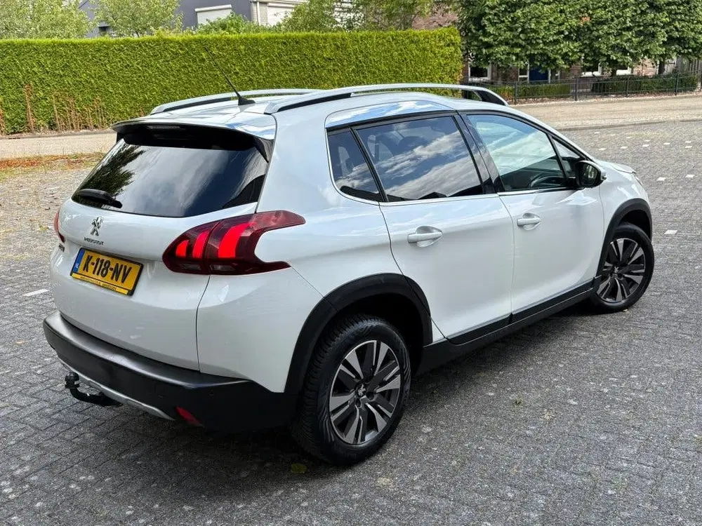 Peugeot 2008 1.2 PureTech Allure Distributie V.V AUTOMA uit 2019, foto 6