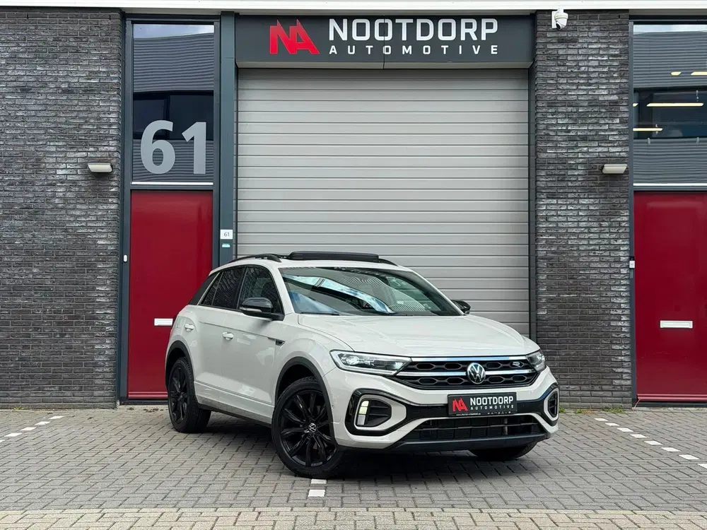 Volkswagen T-Roc 1.5 TSI 3xR-Line Pano uit 2023, foto 3