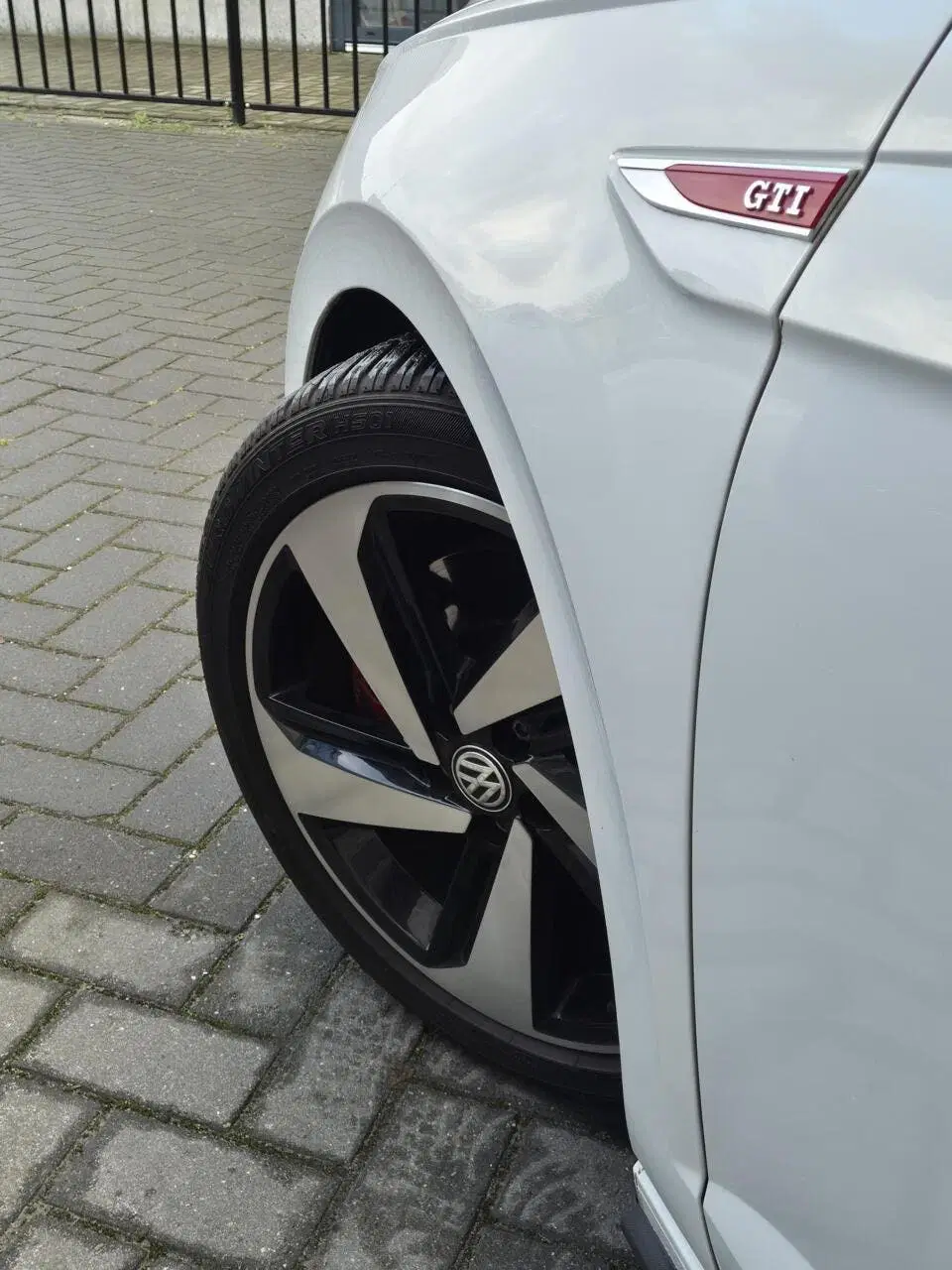 Volkswagen Polo 2.0 TSI GTI 200PK uit 2019, foto 11