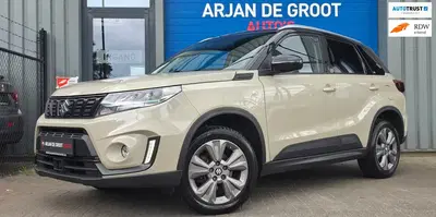 Suzuki Vitara 1.4 Boosterjet Style Smart Hybrid VEEL OPT uit 2023
