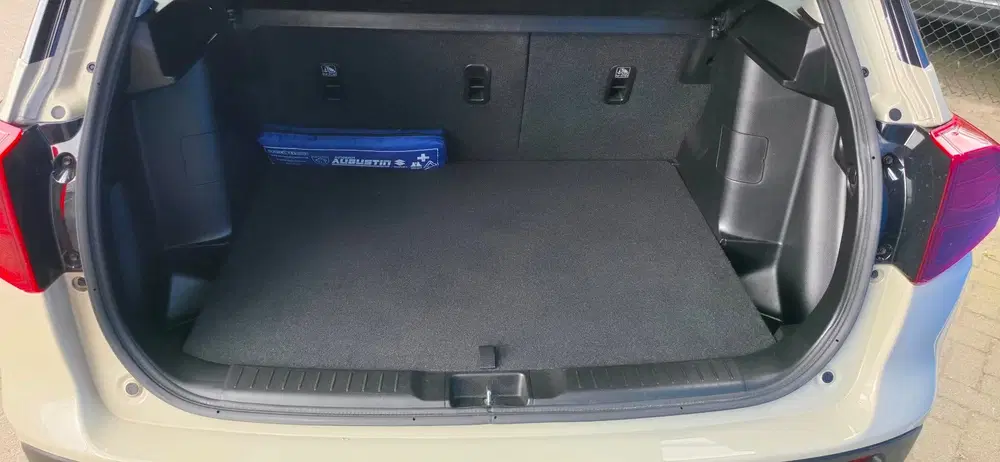 Suzuki Vitara 1.4 Boosterjet Style Smart Hybrid VEEL OPT uit 2023, foto 12