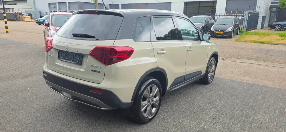 Suzuki Vitara 1.4 Boosterjet Style Smart Hybrid VEEL OPT uit 2023, foto 4
