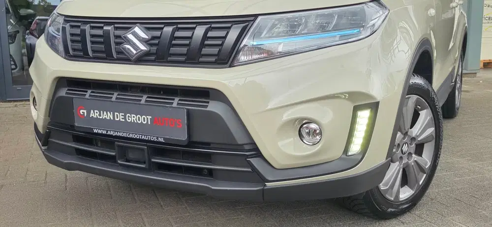 Suzuki Vitara 1.4 Boosterjet Style Smart Hybrid VEEL OPT uit 2023, foto 6