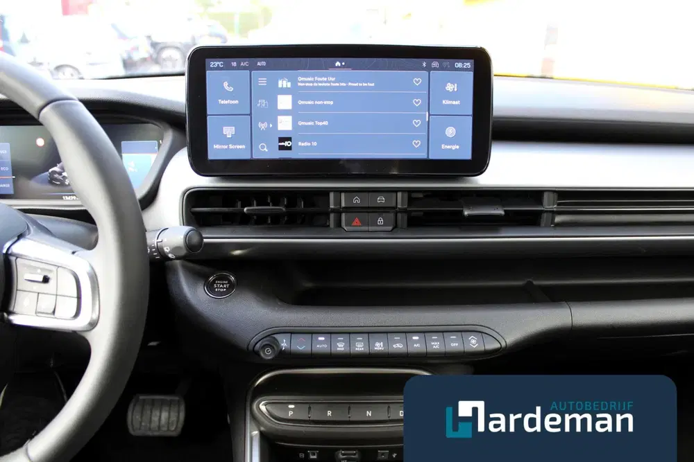 Jeep Avenger Altitude 54 kWh Carplay Camera uit 2025, foto 10