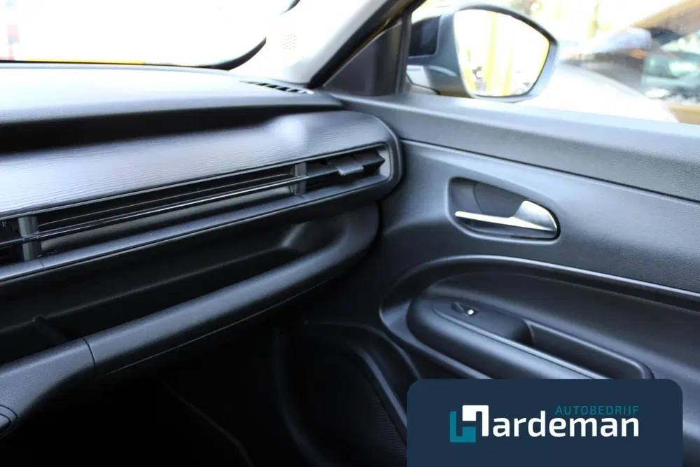 Jeep Avenger 1.2 Altitude Navi Carplay Camera uit 2025, foto 11