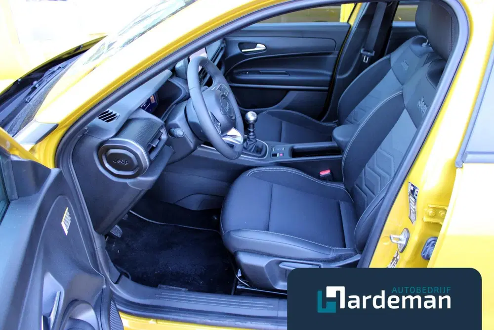 Jeep Avenger 1.2 Altitude Navi Carplay Camera uit 2025, foto 7