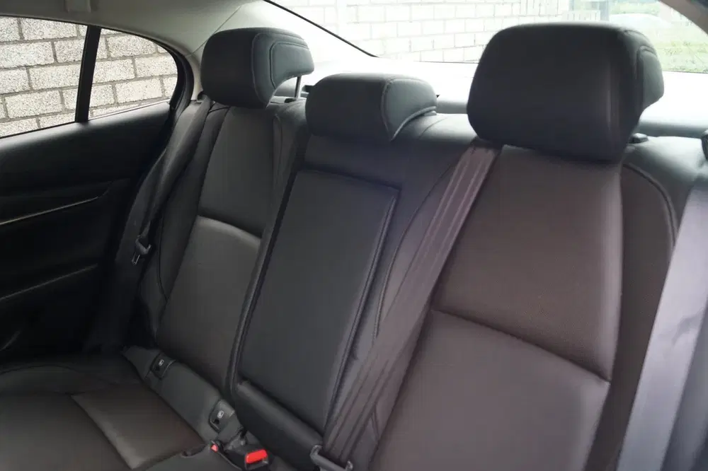 Mazda 3 2.0 e-SkyActiv-G M Hybrid 150 Exclusive-li uit 2024, foto 6