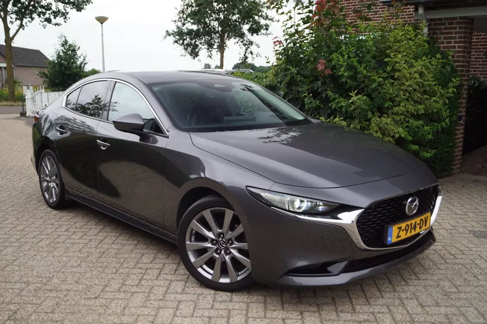 Mazda 3 2.0 e-SkyActiv-G M Hybrid 150 Exclusive-li uit 2024, foto 8
