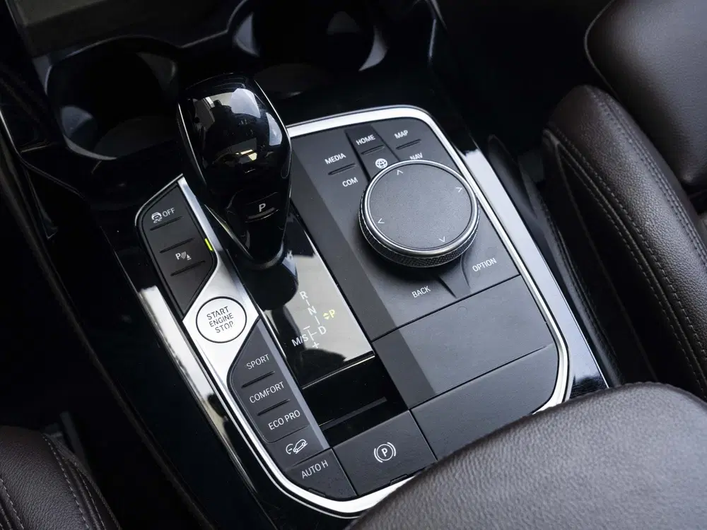 BMW X4 xDrive20i uit 2022, foto 13