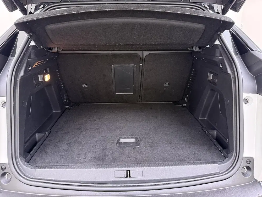 Peugeot 3008 1.2 PureTech Allure Pack Business Trekhaak uit 2019, foto 8