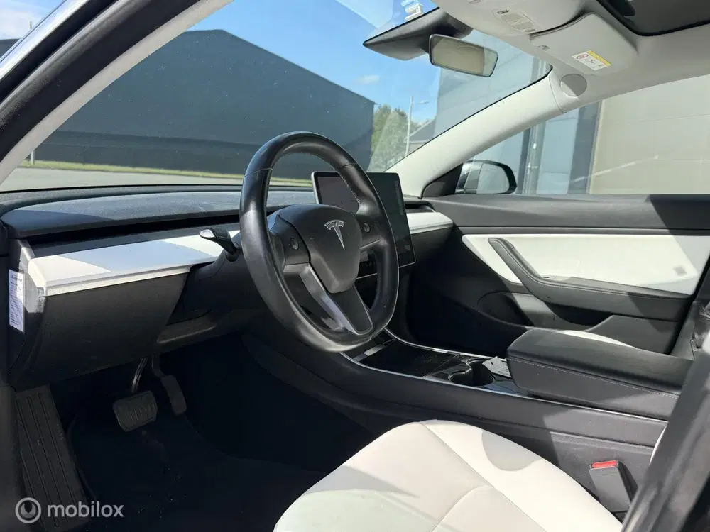 Tesla Model 3 Long Range AWD 75kWh uit 2019, foto 13