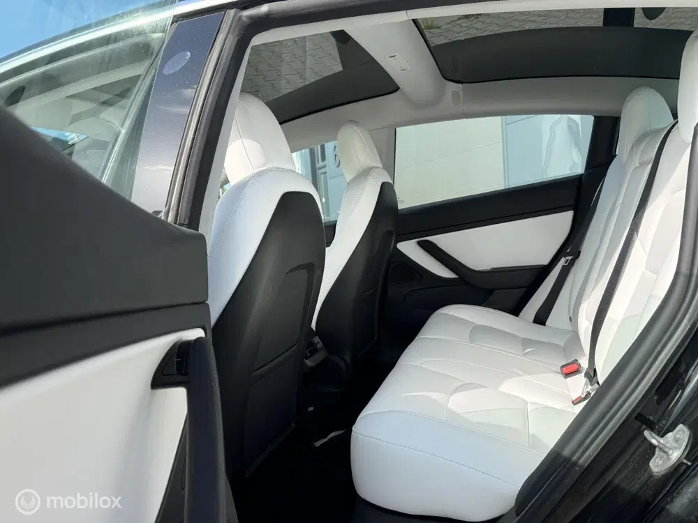 Tesla Model 3 Long Range AWD 75kWh uit 2019, foto 15