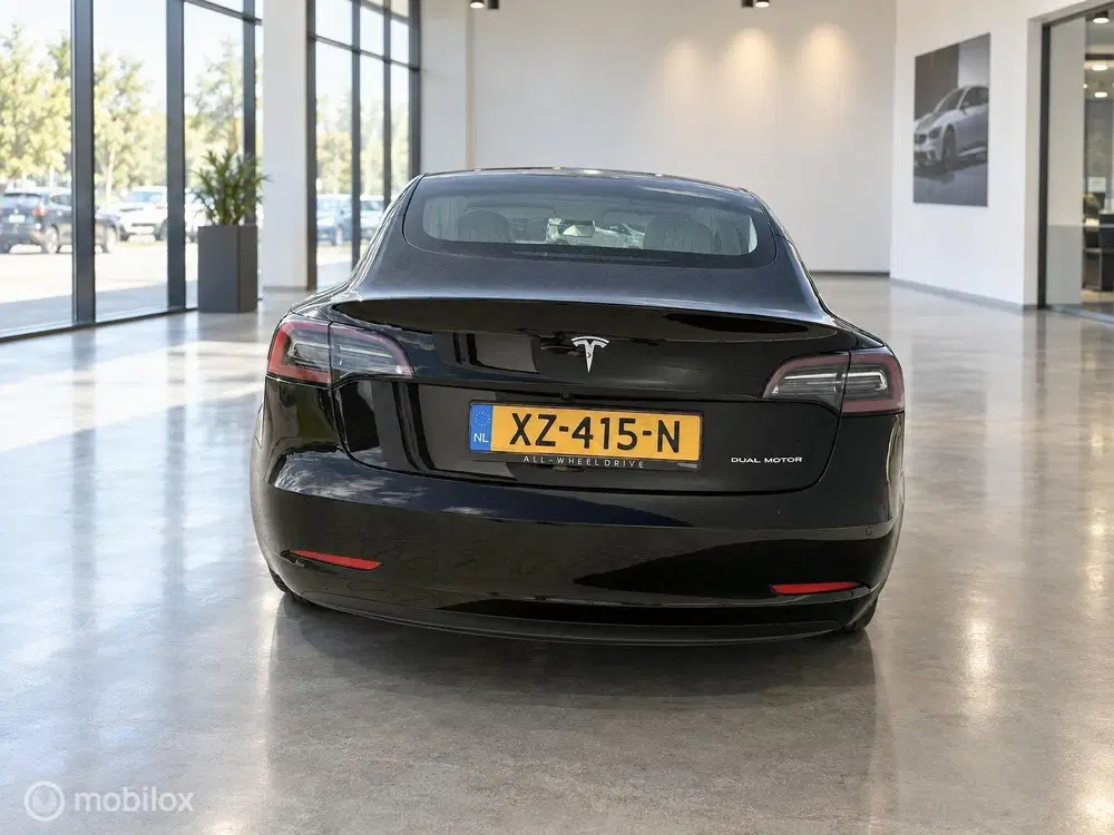 Tesla Model 3 Long Range AWD 75kWh uit 2019, foto 8